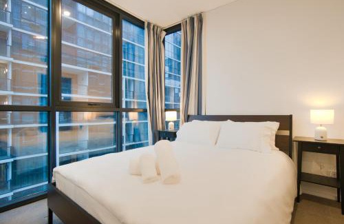 Adelaide Central Business District Apartment | City Serenity 2BR Apt with Pool, Gym, Steam, Sauna