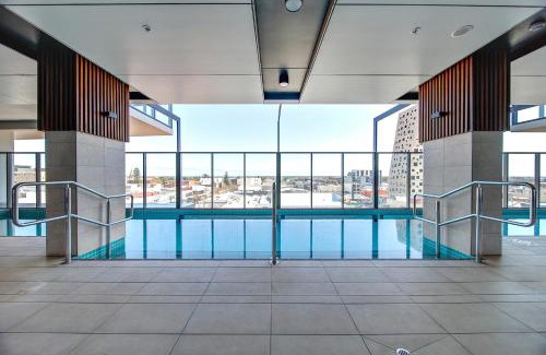 Adelaide Central Business District Apartment | City Serenity 2BR Apt with Pool, Gym, Steam, Sauna