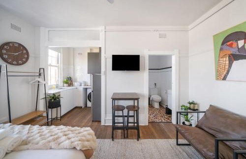 Darlinghurst Apartment | City Vibes in Darlinghurst