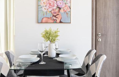 Keratsini-Drapetsona Apartment | City-View Apartment by Piraeus Port - DRF2