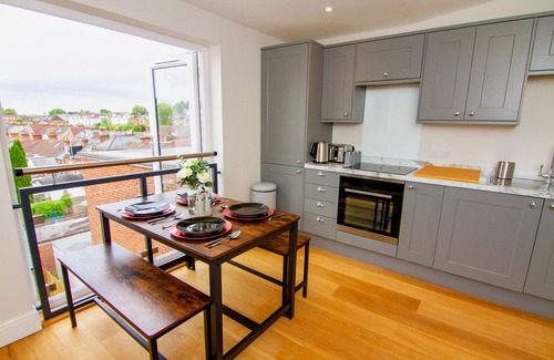Salisbury Apartment | City view apartment
