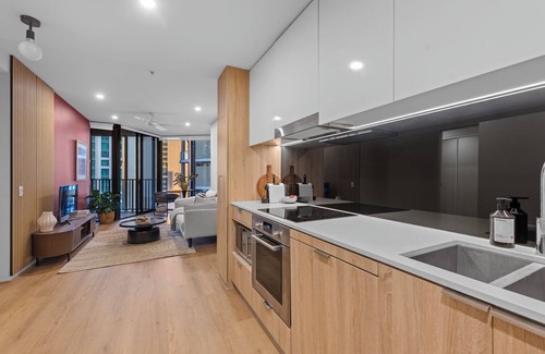 Brisbane Central Business District Apartment | City-View Apartment in Spire w/Pool & Gym