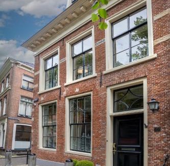 Leeuwarden Apartment | Cityhouse Madame Agaath