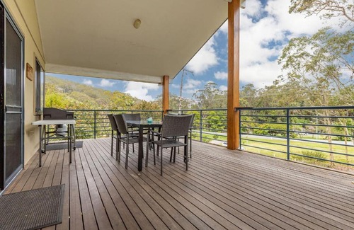 Elizabeth Beach House | Clarabelle Cottage