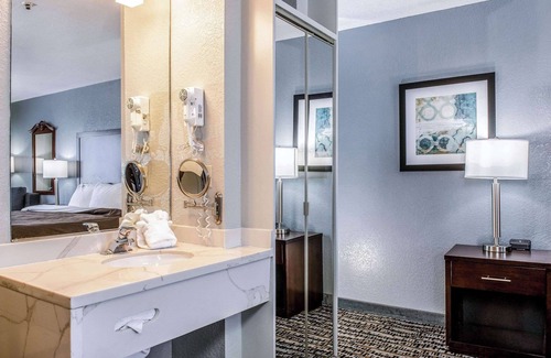 Eureka Hotel | Clarion Hotel By Humboldt Bay