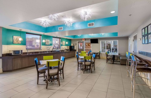 Wake Forest Hotel | Clarion Pointe Wake Forest - Raleigh North