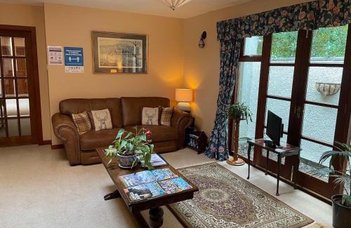 Dunfermline House | Clarke Cottage Guest House