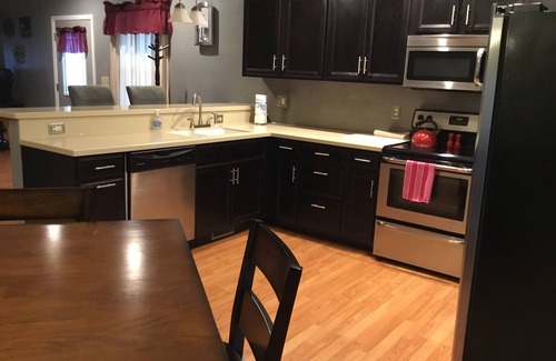 Newark House | Classic, updated house with porch & backyard