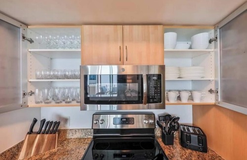 Sunny Isles Beach Hotel | Classy Getaway STR 02904