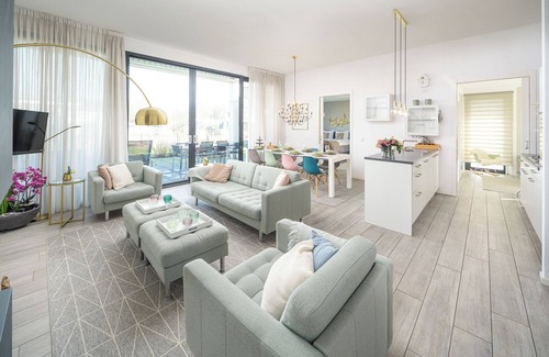 Zeewolde House | Classy Harderwijk is an attractive and fully furnished villa, equipped with all amenities and luxury.