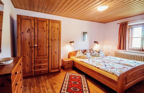 Schnabelwaid House | Classy Holiday Home in Schnabelwaid bei Bayreuth with Sauna