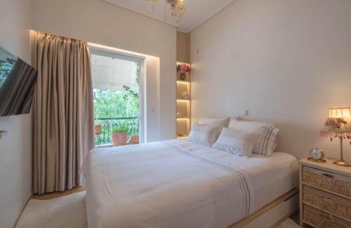 Irakleio Apartment | Classy Spacious Apartment in Irakleio Athens