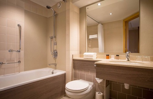 Ringway Hotel | Clayton Hotel, Manchester Airport