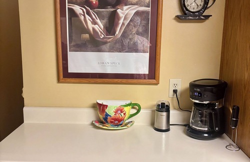 Marietta Apartment | Clean n Comfy apartment on 2 acres in a great safe location with Spa amenities.