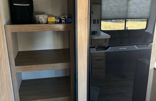 Pawnee County House | Clean, Relaxing Camper In The Pawnee Countryside.