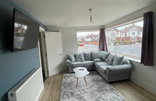Cleethorpes House | Cleethorpes stay with sea view