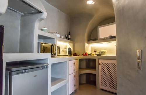 Oia House | Cleo's Dream Villa