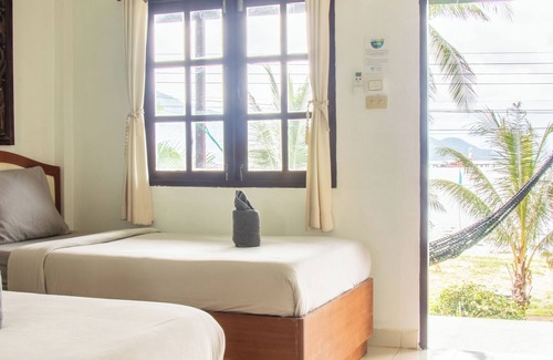 Bang Bao Bay Hotel | Cliff Cottage Resort