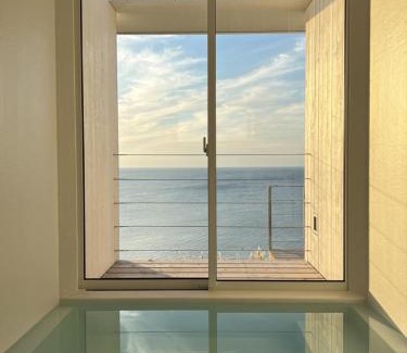 Bannaguro Villa | Cliff House Morai