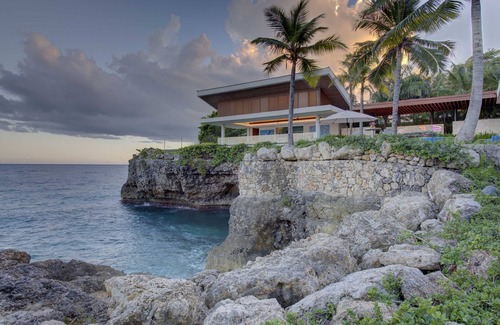 La Romana Villa | Clifftop Icon of Caribbean Luxury