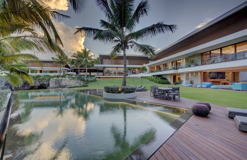 La Romana Villa | Clifftop Icon of Caribbean Luxury