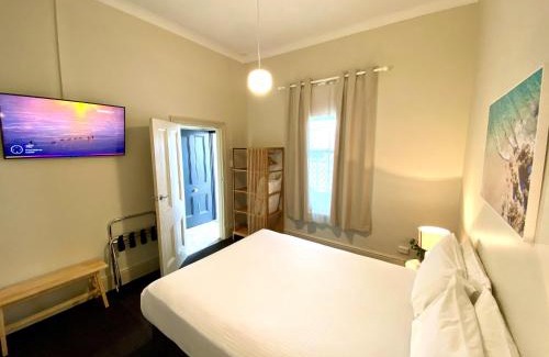Bunbury Hotel | Clifton Motel & Grittleton Lodge