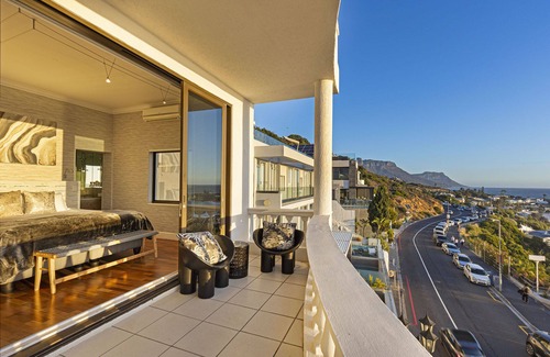Clifton Apartment | Clifton YOLO Spaces – Clifton Beachfront Apartments