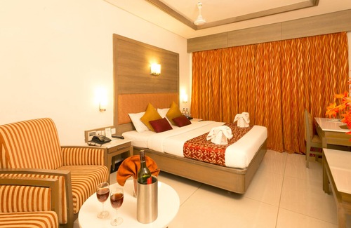 Velankanni Hotel | Clinton Park Inn