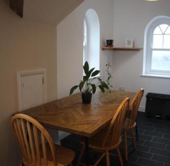 Llandrindod Wells Apartment | Clock Tower Apartment