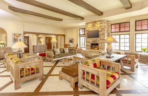 Downtown Ventura Hotel | Clocktower Inn Ventura