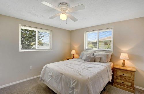 Englewood South House | Close To Beach! 3 Bedroom 2 Bath