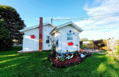 North Rustico House | close to beach .high speed wifi,BBQ,firepit. dog friendly.
