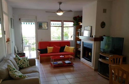 La Colina House | Close to Benidorm, away from the crowd.