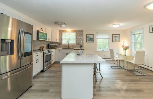 Amherst Center Apartment | Close to Downtown/UMASS Walk-Out Basement Condo with game room & big backyard!