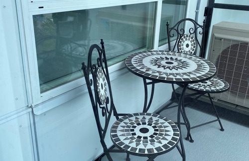 Tsawwassen Condo | Close to ferry terminal and a short drive to the airport or downtown Vancouver!