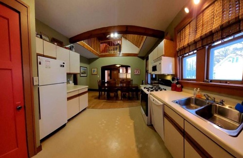 Gile House | Close to Hurley, Trail access, near The Gile Flowage with Central Air & King Bed