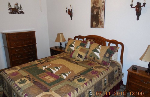 Croft Cabin | Close to Hwy, Stores and Restaurants in the Rural Pioneer Area - Near Kirkwood