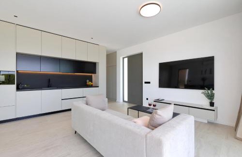 Kraj Villa | Cloud 9 D4