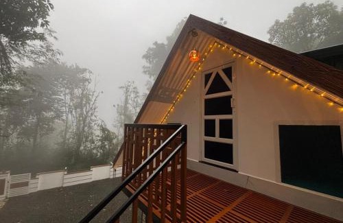 Devikolam House | Cloud Hills Munnar