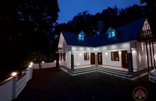 Devikolam House | Cloud Hills Munnar