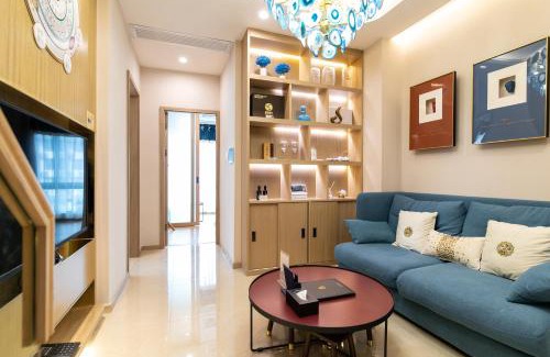 Baiyun Apartment | Cloud Land Apartment 翡翠华庭