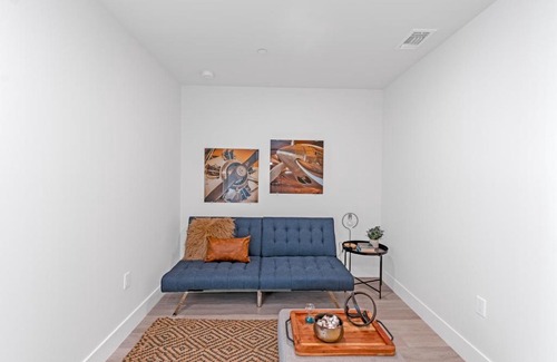 Ojus Apartment | Cloud9 - Aventura at Aventura Village