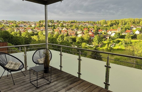 Dornstetten Apartment | Cloudcabins N° 3 Aufzug Balkon Marktplatz