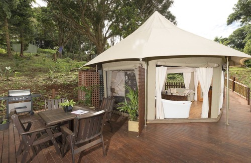 Beechmont Ski Chalet | Clouds Safari - Tent in the clouds