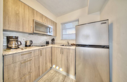 Deerfield Beach Hotel | Club Lux Resort By the Beach