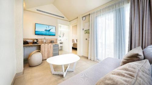 Maspalomas Hotel | Club Maspalomas Suites & Spa - Adults Only