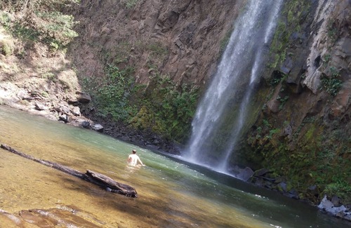 Morazan House | Country village home with excellent view