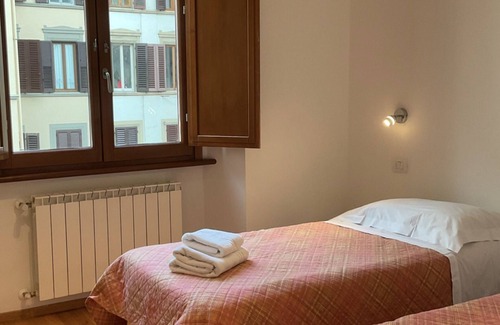 Careggi Rifredi Apartment | Coach 6