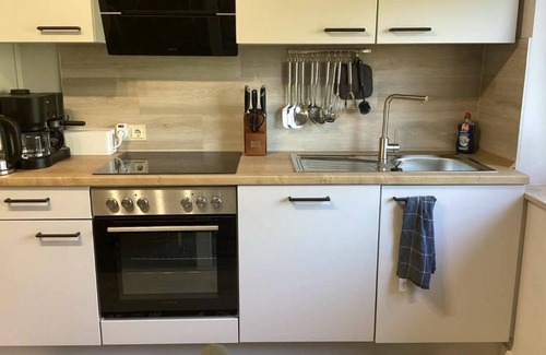 Fahrenkrug Apartment | Coal, vacation apartment - apartment/flat, attic, quiet
