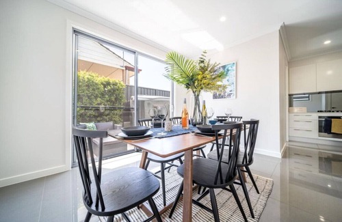 Christies Beach Apartment | Coast on Clovelly - · ★Coast on Clovelly★Beach✔Wifi✔Nespresso✔Neflix!